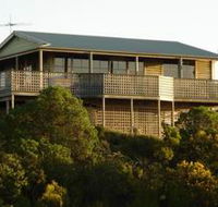 Lantauanan - The Lookout - Accommodation QLD