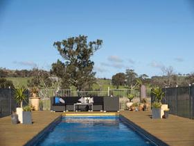 Victor Harbor Waterhouse Retreat - Accommodation QLD 0