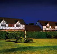 Mick O'Shea's Irish Pub And Motel - Accommodation QLD