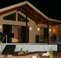 Pike River Luxury Villas - Accommodation QLD