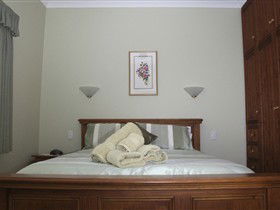 Girraween House - Accommodation QLD 0