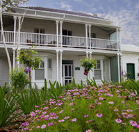 Willunga House - Accommodation QLD