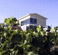 Mt Surmon Wines The Retreat - Accommodation QLD