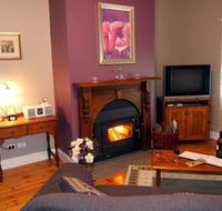 Willowbrook Cottages - Accommodation QLD