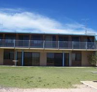 Moonta Bay Beach Villas - Accommodation QLD