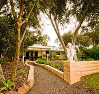 Correa Corner Bed  Breakfast - Accommodation QLD