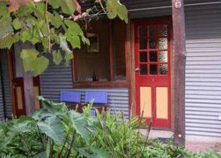 Red Poles - Accommodation QLD 2