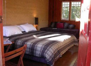 Red Poles - Accommodation QLD 3