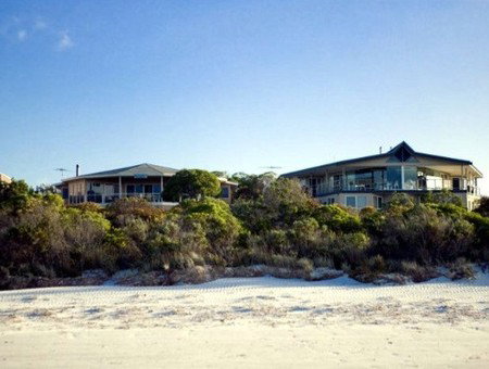 Malibu Lodge - Accommodation QLD 1