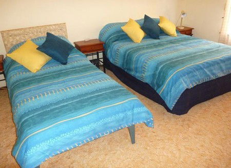 Oaklands Beach House - Accommodation QLD 3