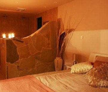 Pike River Luxury Villas - Accommodation QLD 2