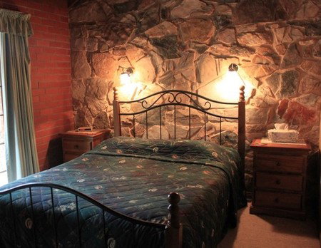 Langmeil Cottages - Accommodation QLD 3