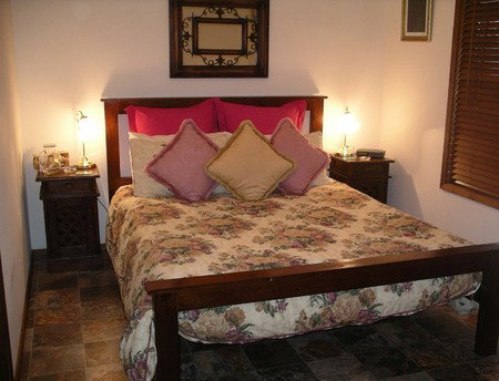 Jandas Lake View - Accommodation QLD 2