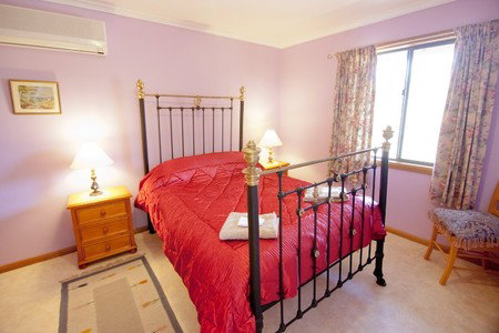 Lyrabendi Farmstay - Accommodation QLD 4