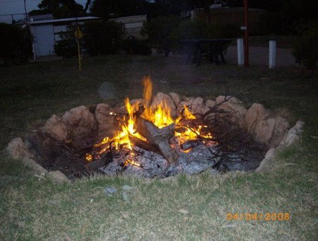 Pine Point Caravan Park - Accommodation QLD 3