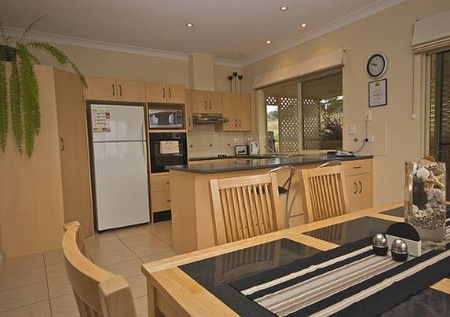 Searenity Holiday Accommodation - Accommodation QLD 2