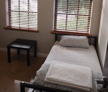 Barossa Backpackers - Accommodation QLD 1