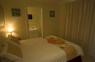 Ava Holiday Beach House - Accommodation QLD 5