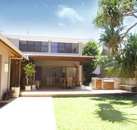 Barefoot On Tallow's - Accommodation QLD