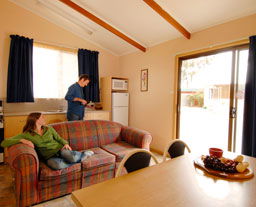 Victor Harbor Holiday And Cabin Park - Accommodation QLD 1