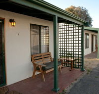 Moonta Bay Road Cabins and Cottages - Accommodation QLD