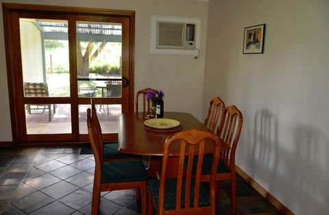 The Beach House - Normanville - Accommodation QLD 4