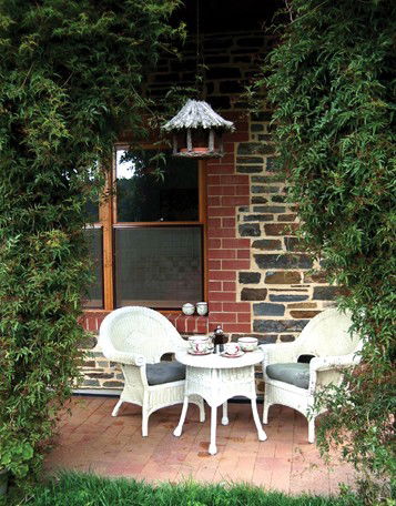 Lorikeet Lane B&B - Accommodation QLD 2