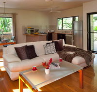 Misty Mountains Tropical Rainforest Romantic Retreat - Accommodation QLD