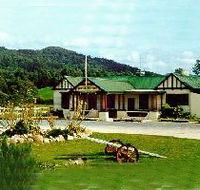 Pub in the Paddock - Accommodation QLD