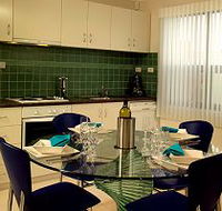 The Charles Robbins - Accommodation QLD