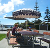 Hillcrest Caravan Park - Accommodation QLD