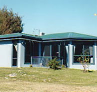 Homelea Accommodation Spa Cottage and Apartments - Accommodation QLD
