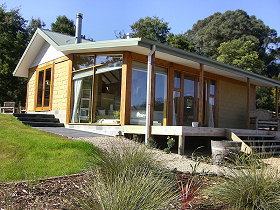 Glendevie TAS Accommodation QLD