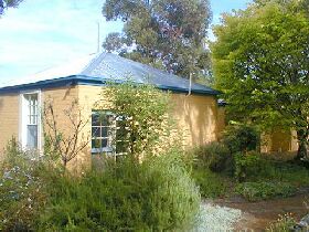 Richmond Coachmans Rest - Accommodation QLD 0