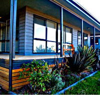 Orani Vineyard Guest House and Fruit Farm - Accommodation QLD