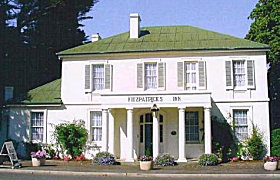 Fitzpatricks Inn - Accommodation QLD 0