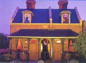 Memory Lane Cottages - Accommodation QLD 0
