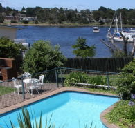 Leisure Inn Waterfront Lodge - Accommodation QLD