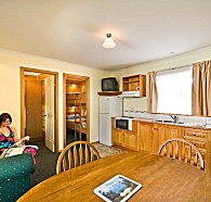 Leisureville Caravan Park - Accommodation QLD