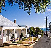 Swansea House - Accommodation QLD