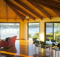 Strahan House - Accommodation QLD