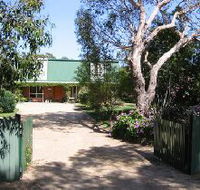 Pelican Bay Bed and Breakfast - Accommodation QLD