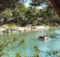Crayfish Creek Van and Cabin Park and Spa House - Accommodation QLD