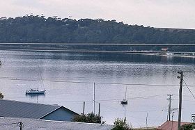 Sweetwater Villas - Accommodation QLD 0