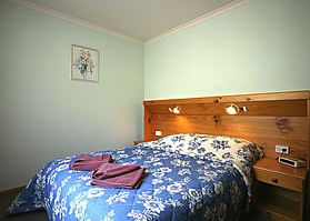 Silver Ridge Retreat - Accommodation QLD 3