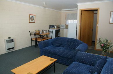 Sweetwater Villas - Accommodation QLD 2