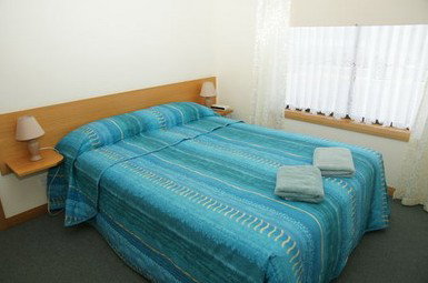 Sweetwater Villas - Accommodation QLD 4