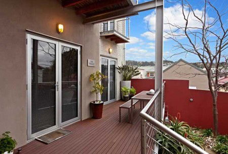 TWOFOURTWO Boutique Apartments - Accommodation QLD 1