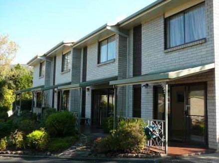 Davey Place Town Houses - Accommodation QLD 1