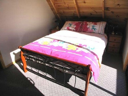 Four Seasons Holiday Cottages - Accommodation QLD 3